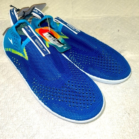 Boys Speedo Surf Strider Aqua & Blue Water Shoes Size Small (13-1) Swim Beach - Picture 1 of 11